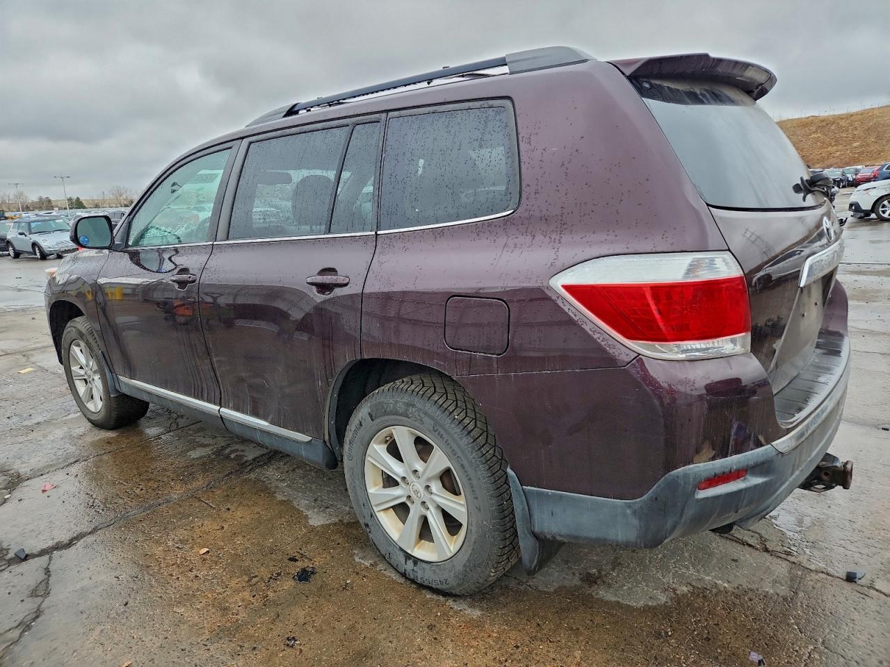 Toyota Highlander Base Image 8