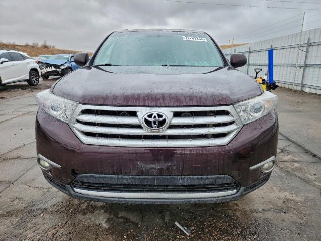 Toyota Highlander Base Image 3