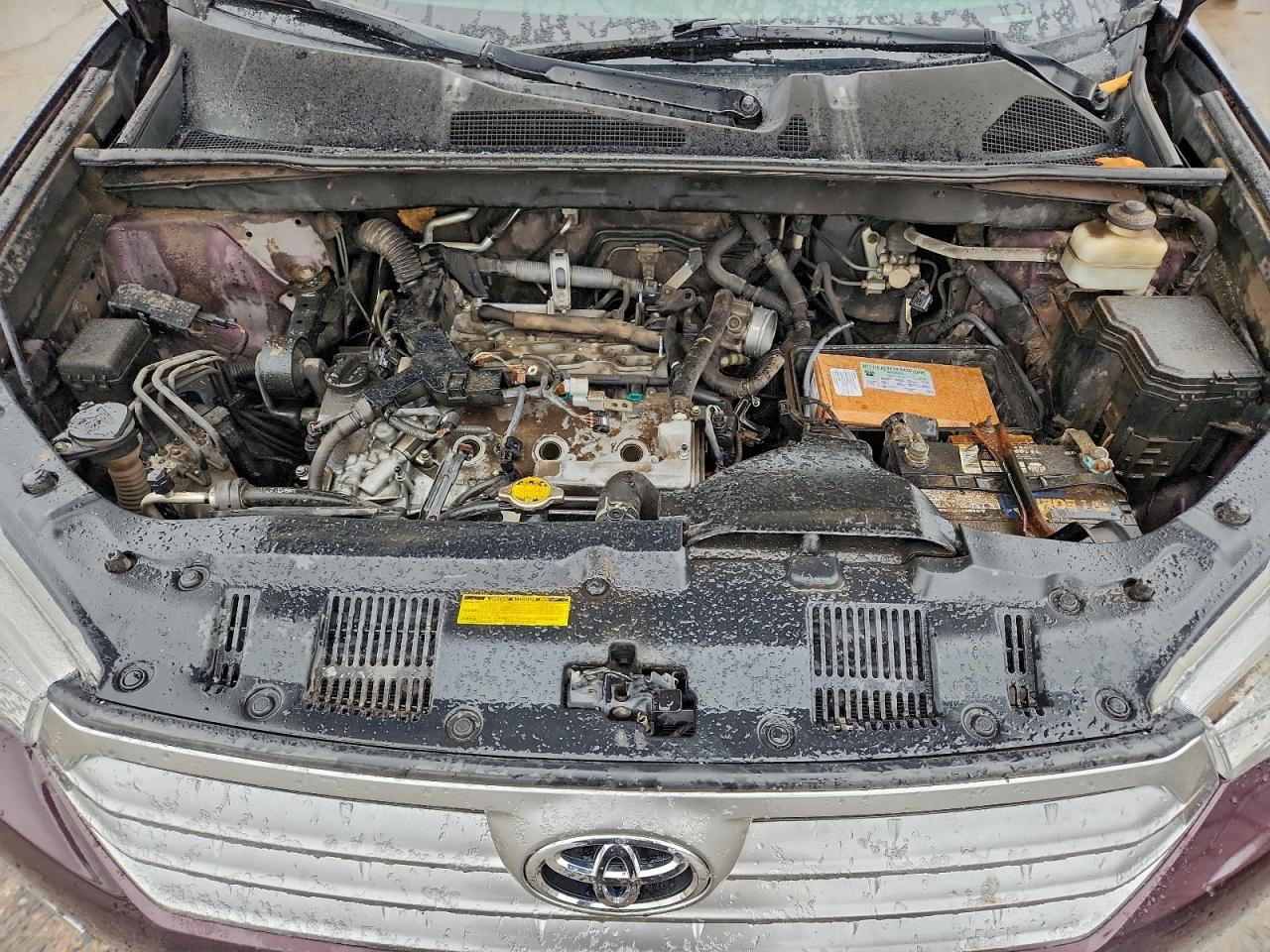 Toyota Highlander Base Image 4