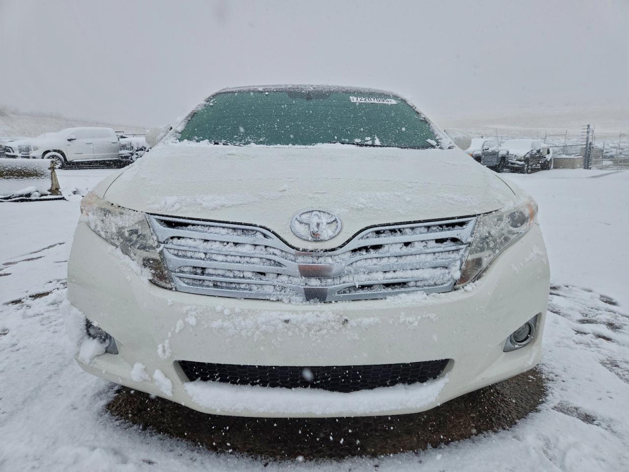 Toyota Venza Image 2