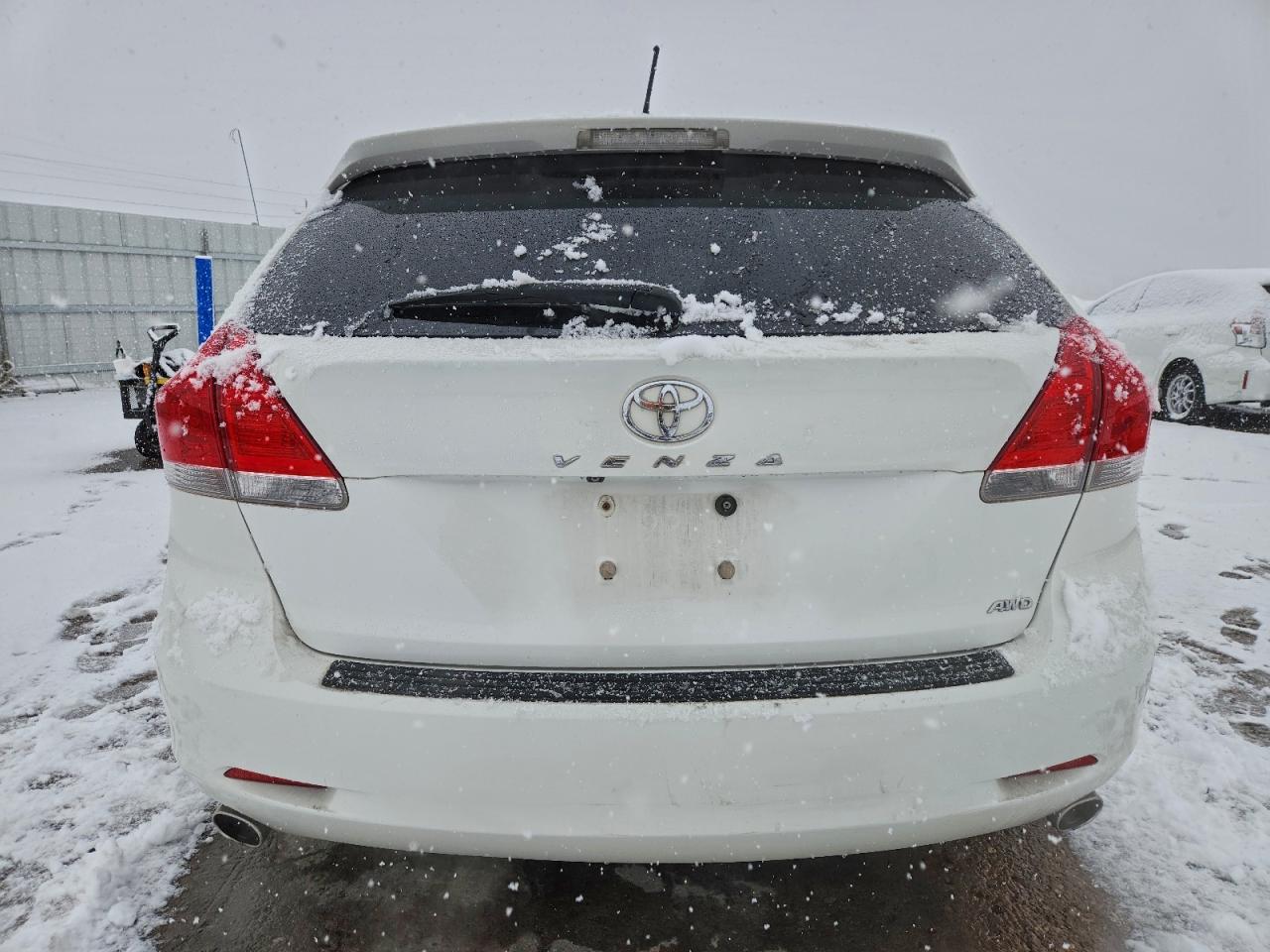 Toyota Venza Image 3