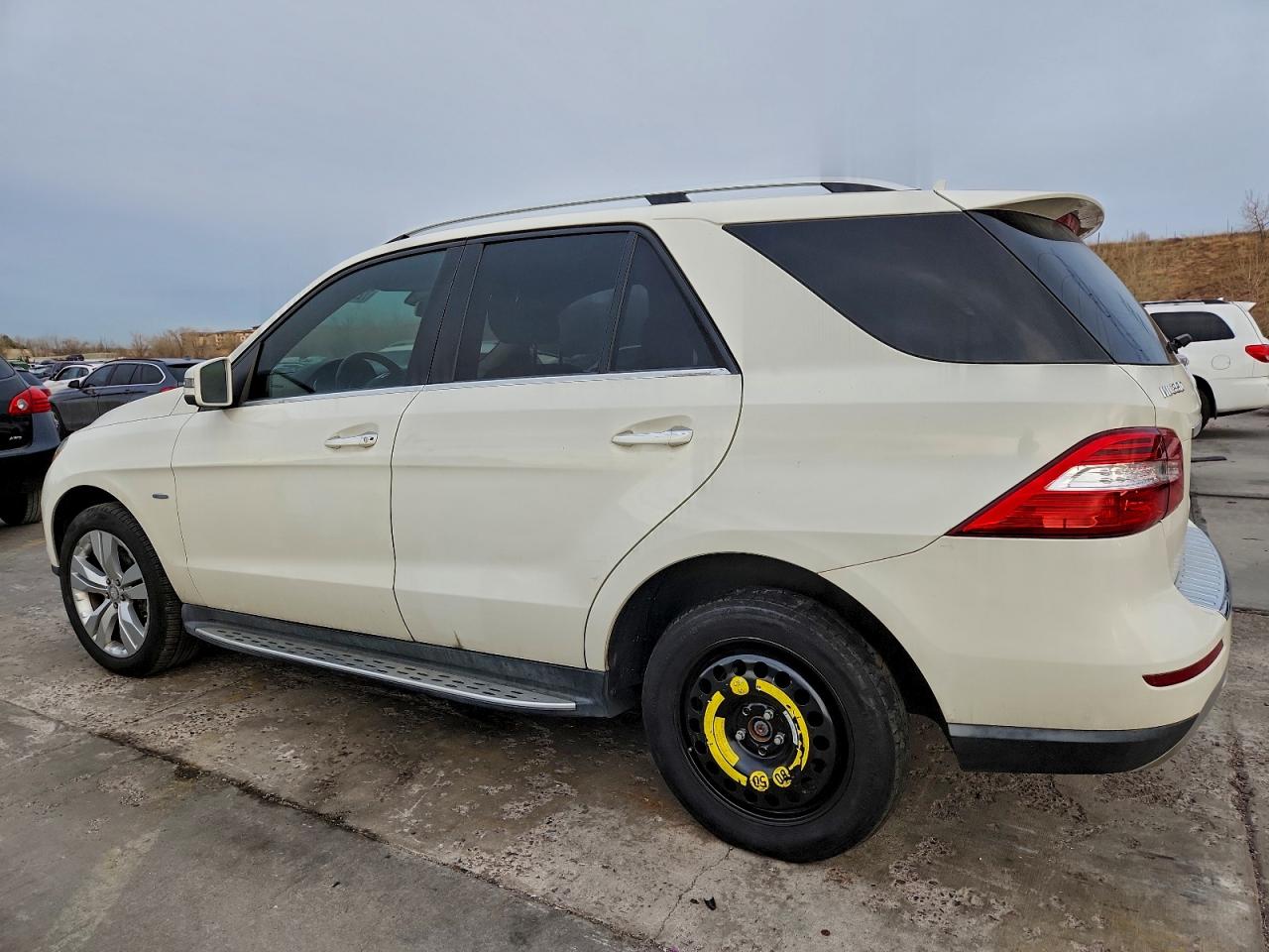 Mercedes-Benz M-Class 350 Bluetec Image 3