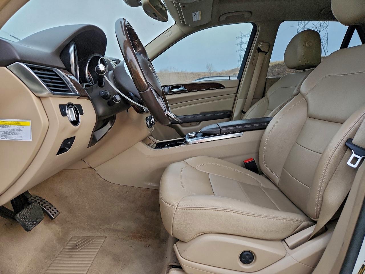 Mercedes-Benz M-Class 350 Bluetec Image 8