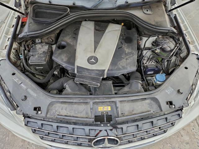 Mercedes-Benz M-Class 350 Bluetec Image 6