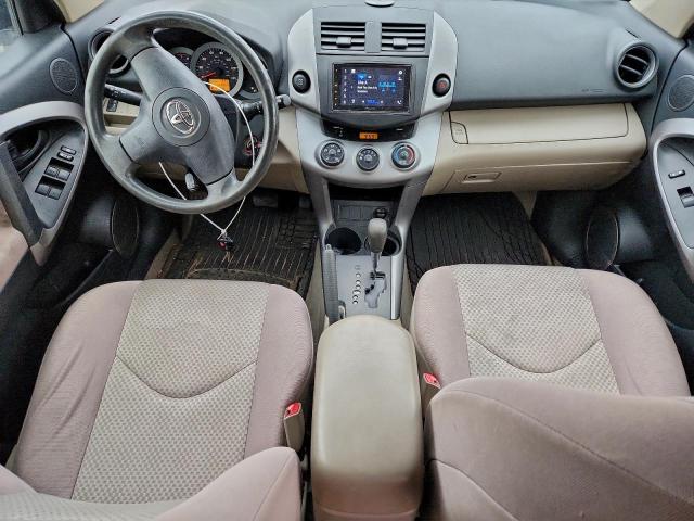 Toyota RAV4 Image 13