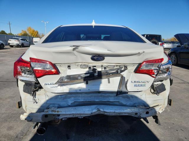 Subaru Legacy 2.5i Limited Image 7