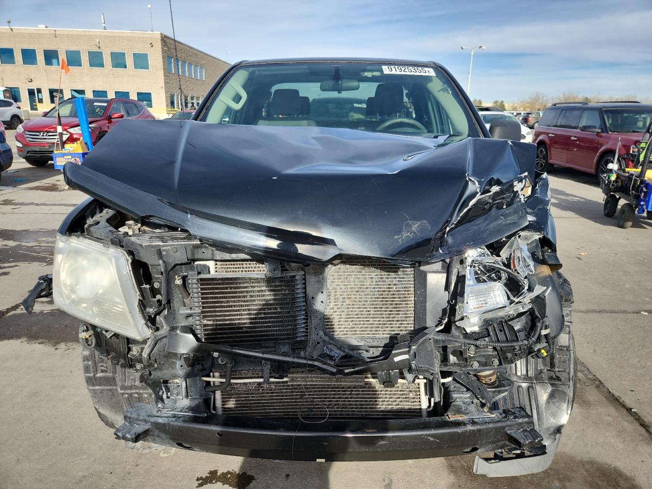 Nissan Frontier S Image 2