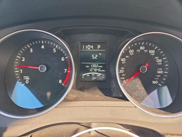 Volkswagen Jetta S Image 7