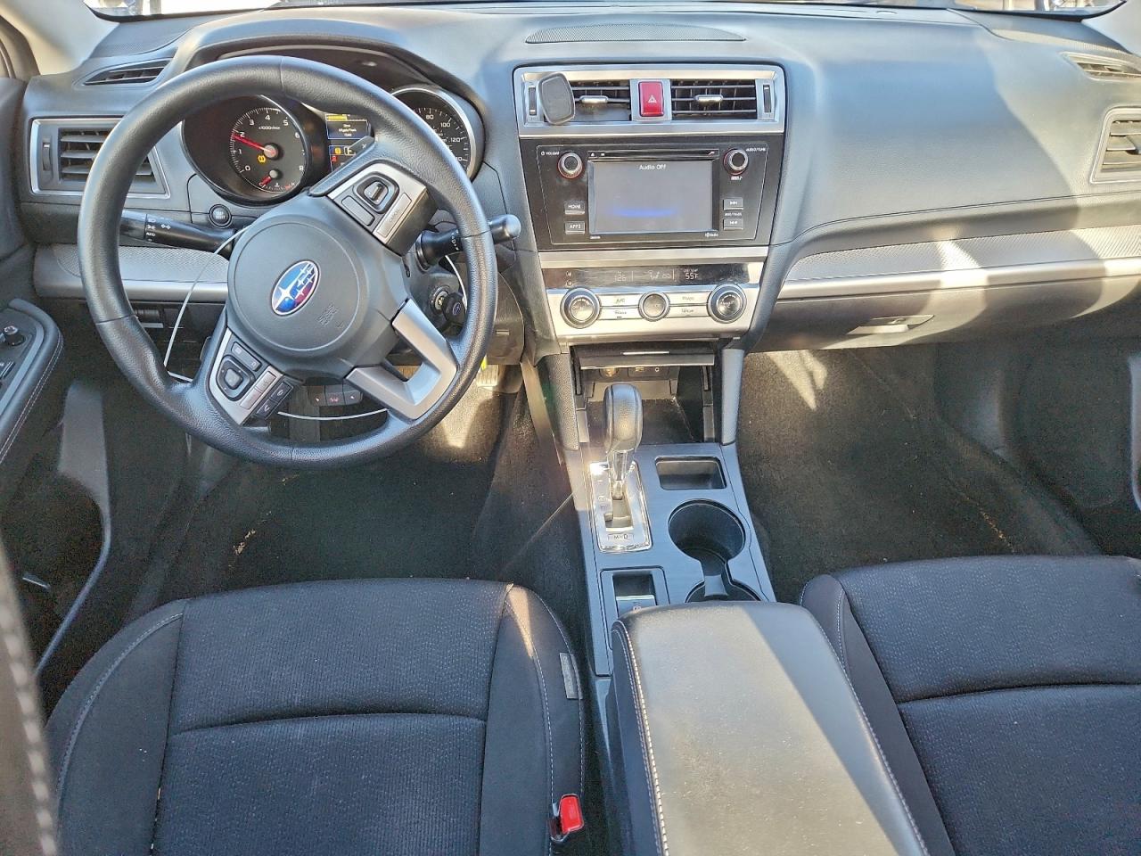 Subaru Legacy 2.5i Image 3