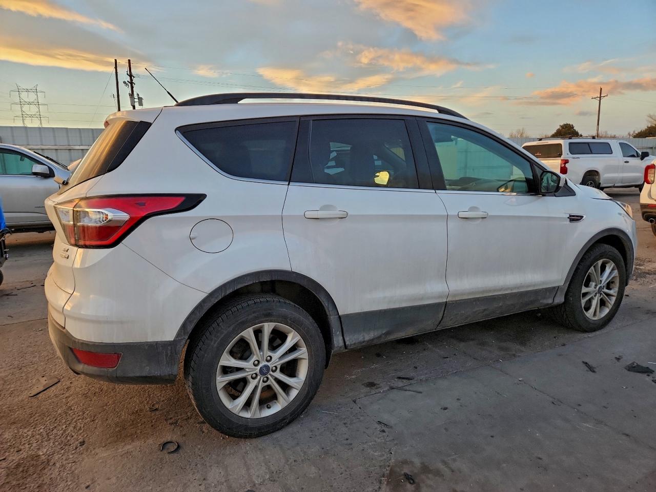 Ford Escape Se Image 3
