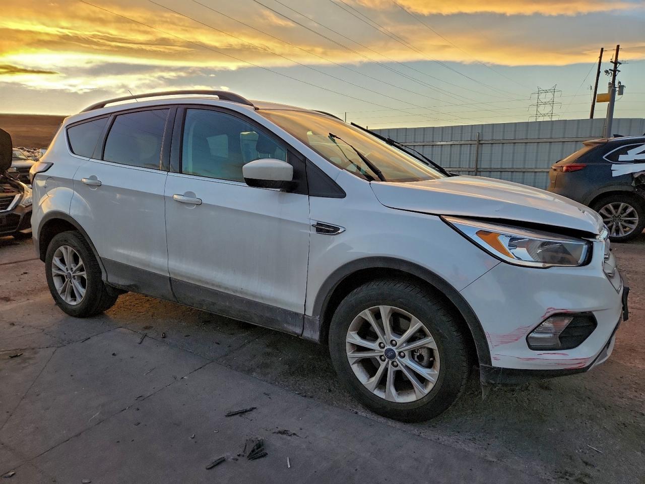Ford Escape Se Image 2