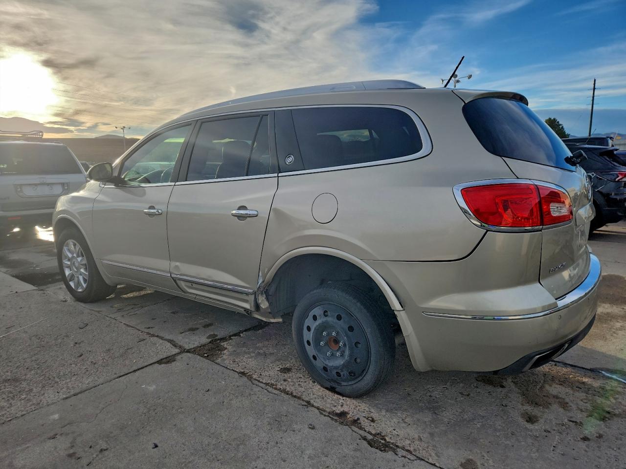 Buick Enclave Image 12