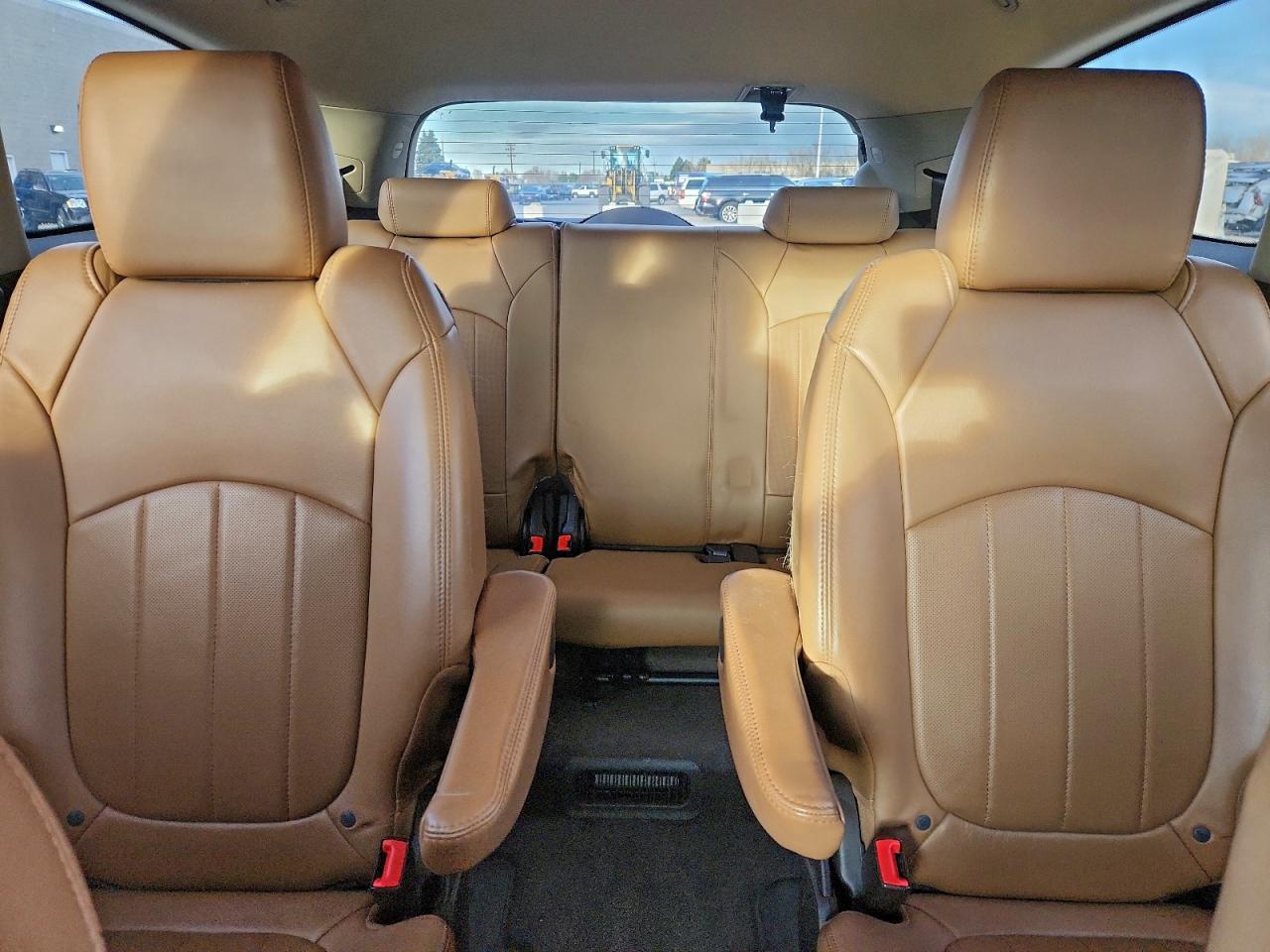 Buick Enclave Image 14