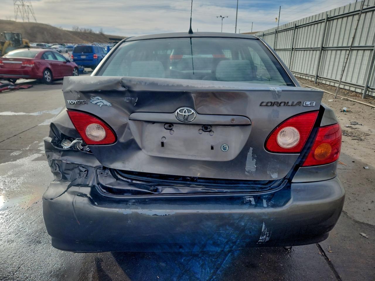 Toyota Corolla Ce Image 3