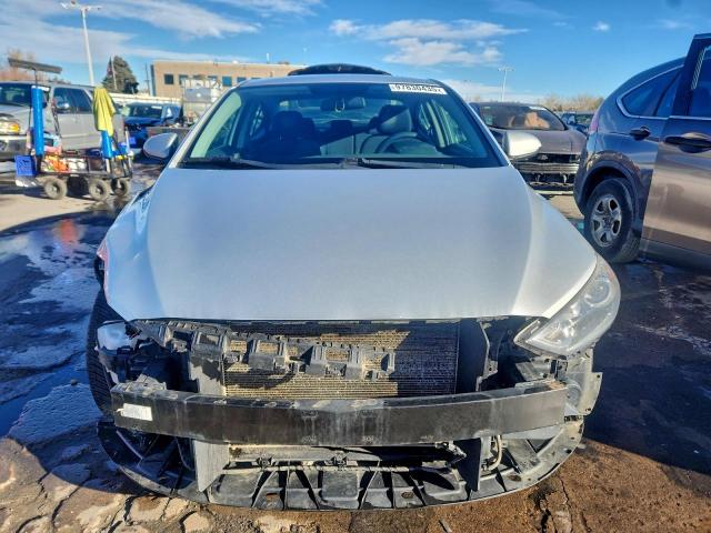 Hyundai ELANTRA Sel Image 7