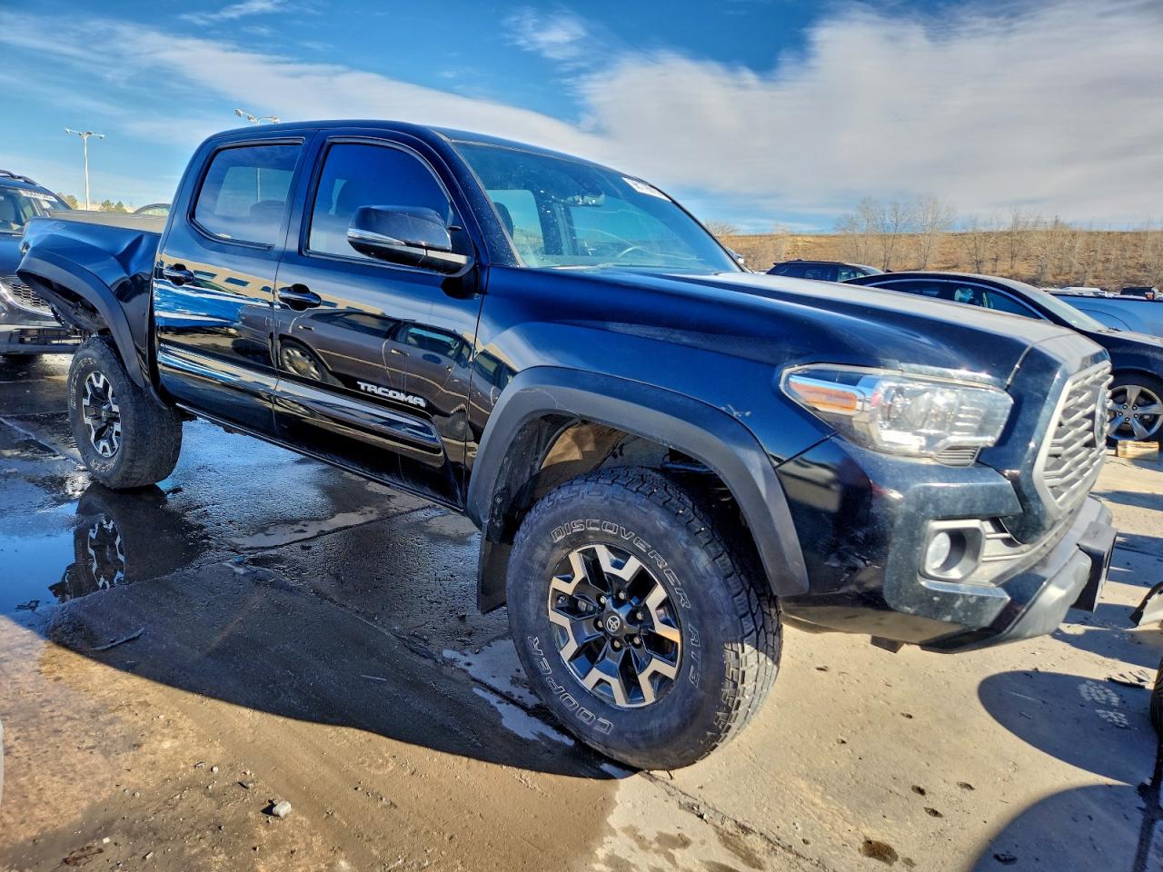Toyota Tacoma Double Cab Image 11