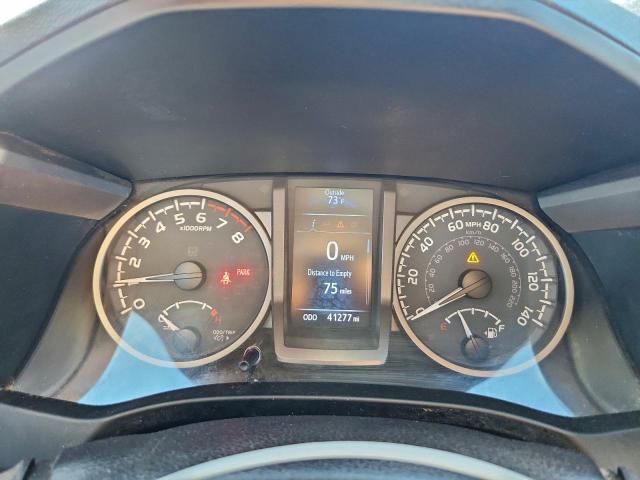 Toyota Tacoma Double Cab Image 9