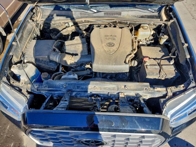 Toyota Tacoma Double Cab Image 10