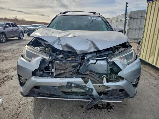 Toyota RAV4 Xle Image 6