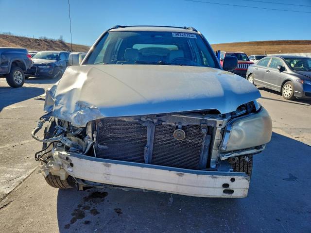 Toyota Highlander Sport Image 9