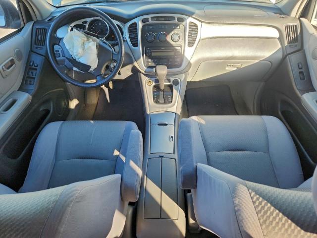 Toyota Highlander Sport Image 12