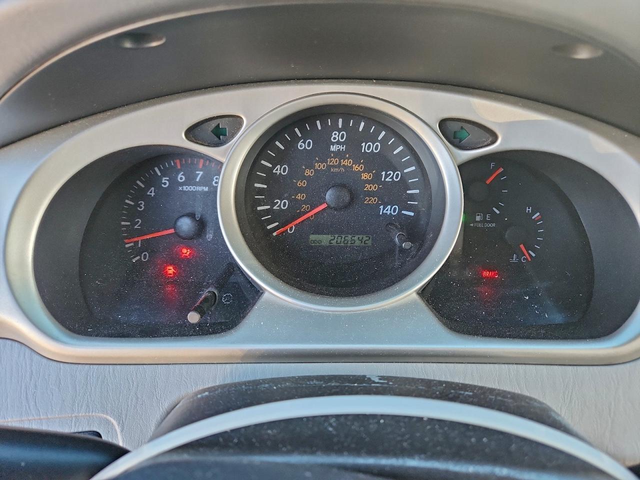 Toyota Highlander Sport Image 11