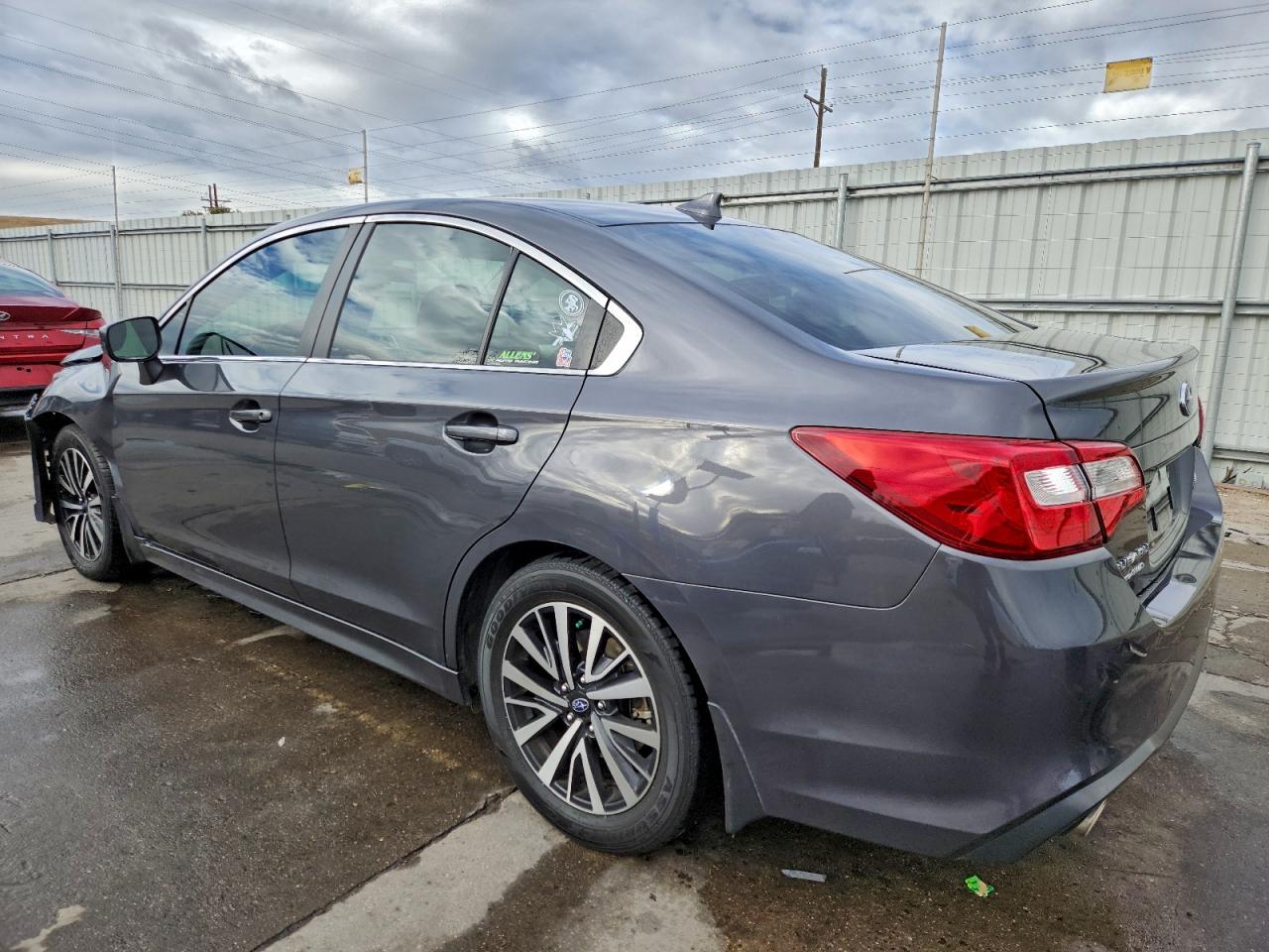 Subaru Legacy 2.5i Premium Image 9