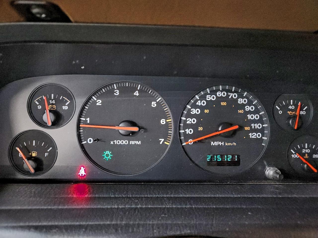 Jeep Grand Cherokee Limited Image 11