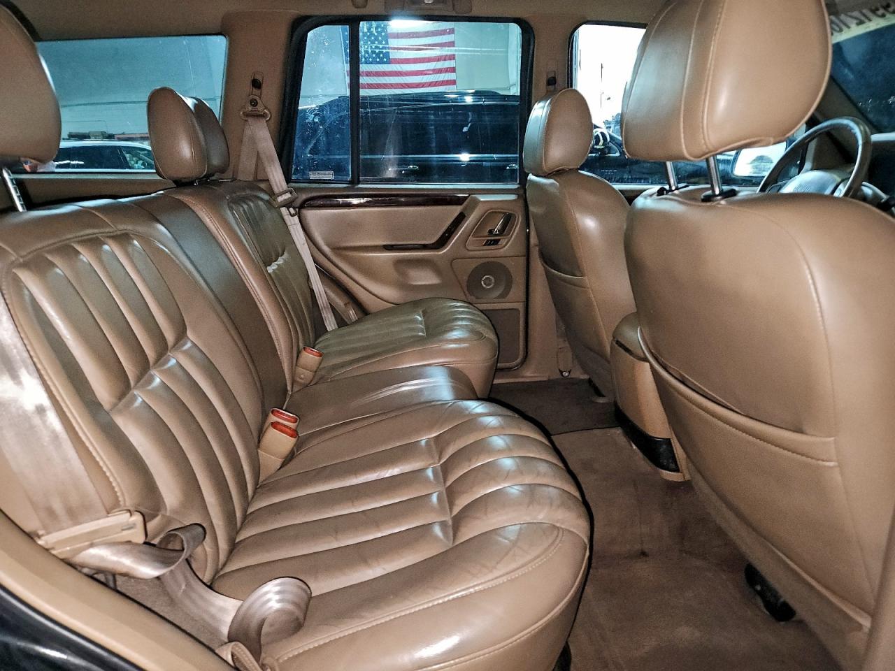 Jeep Grand Cherokee Limited Image 13