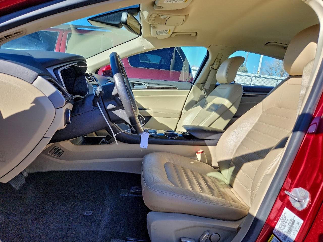 Ford Fusion Se Image 12