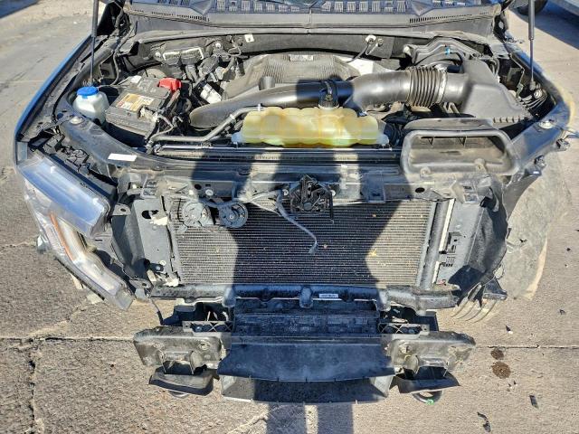 Ford F-150 Supercrew Image 8