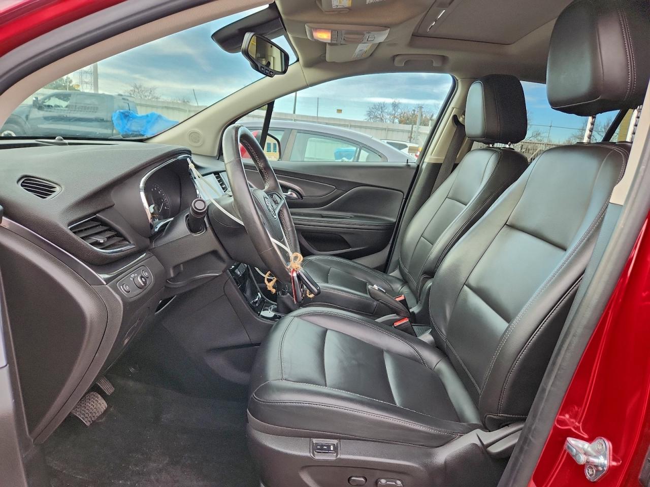 Buick Encore Essence Image 7