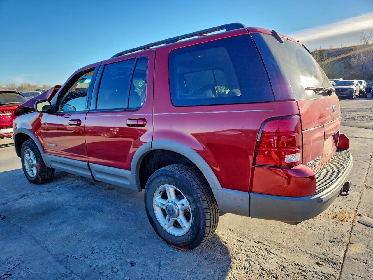Ford Explorer Xlt Image 2