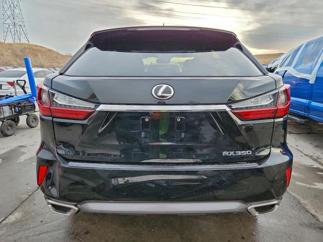 Lexus RX 350 Base Image 10