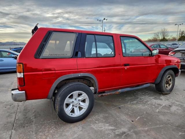 Nissan Pathfinder Xe Image 4