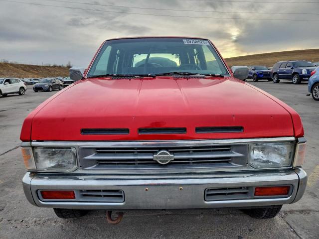 Nissan Pathfinder Xe Image 5