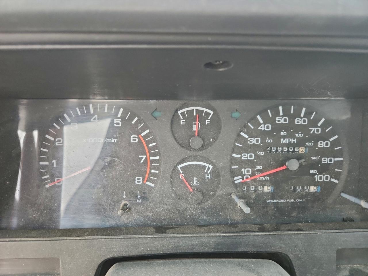 Nissan Pathfinder Xe Image 7