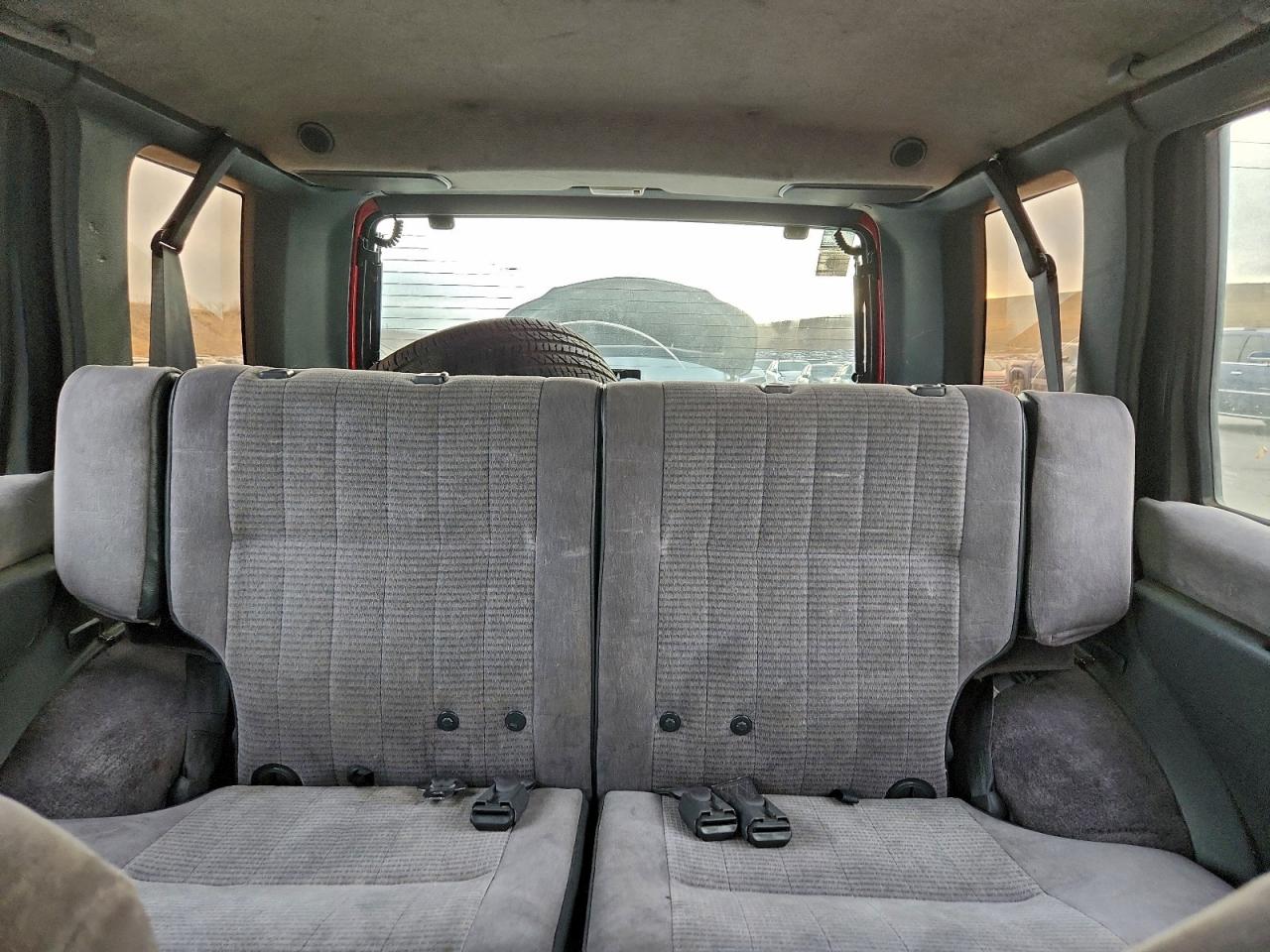 Nissan Pathfinder Xe Image 13