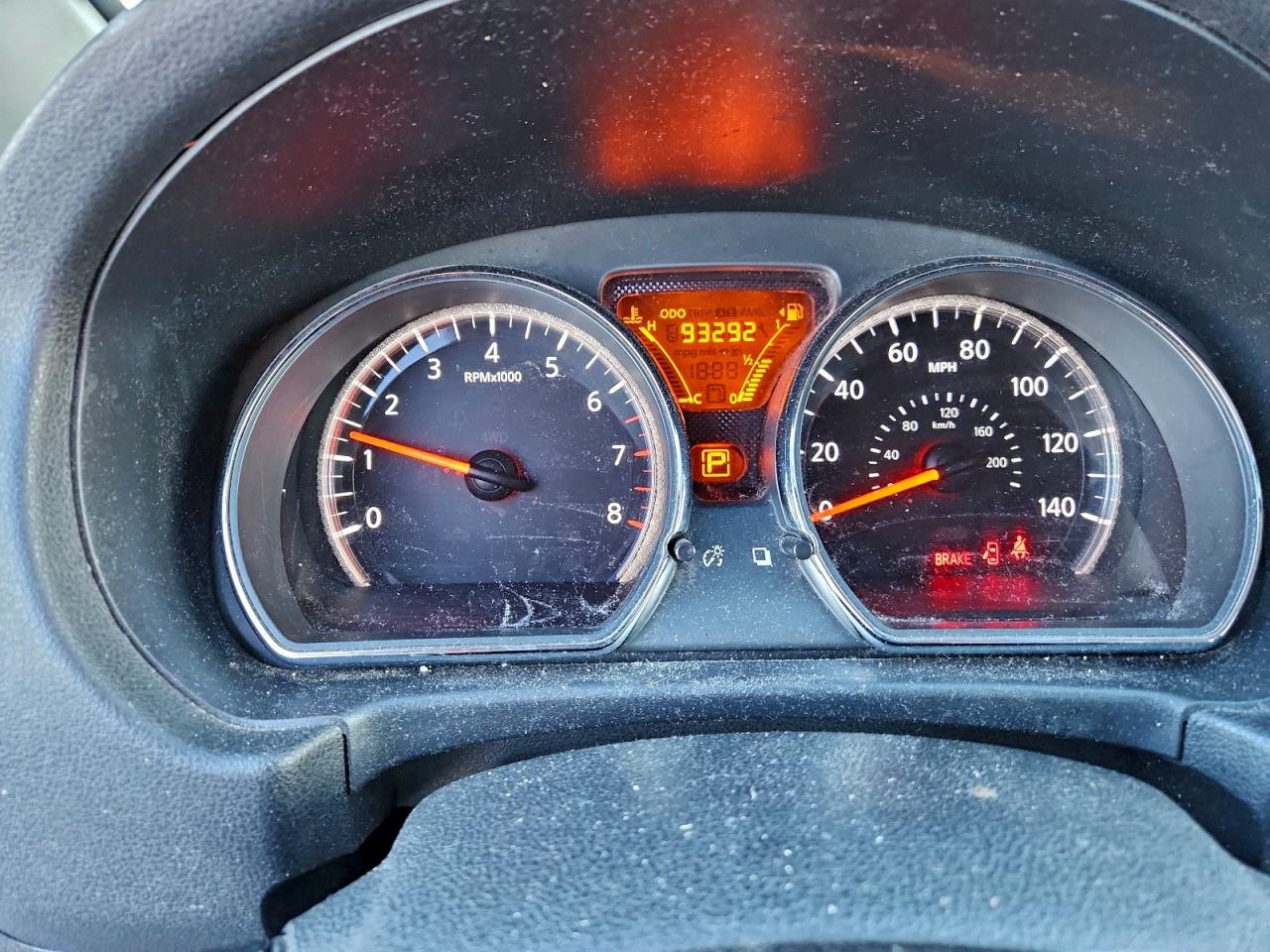 Nissan Versa S Image 2