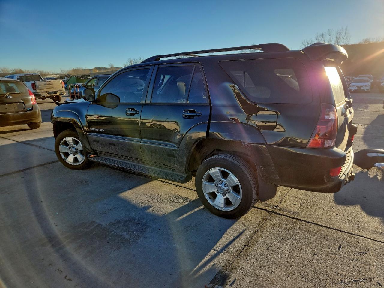 Toyota 4Runner Limited Image 11