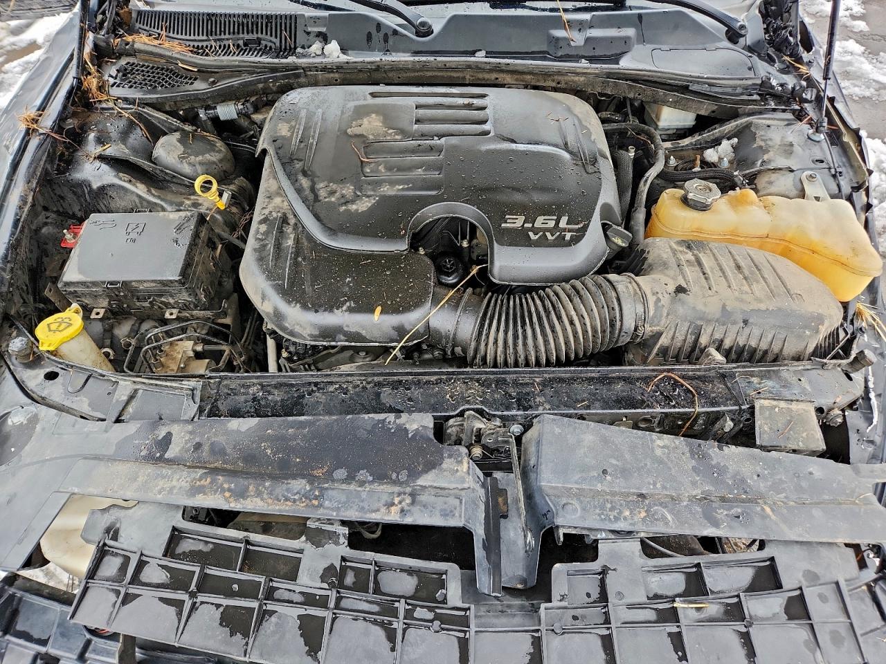 Dodge Challenger Sxt Image 9