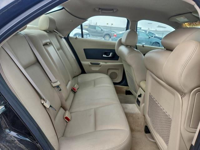 Cadillac CTS Image 12