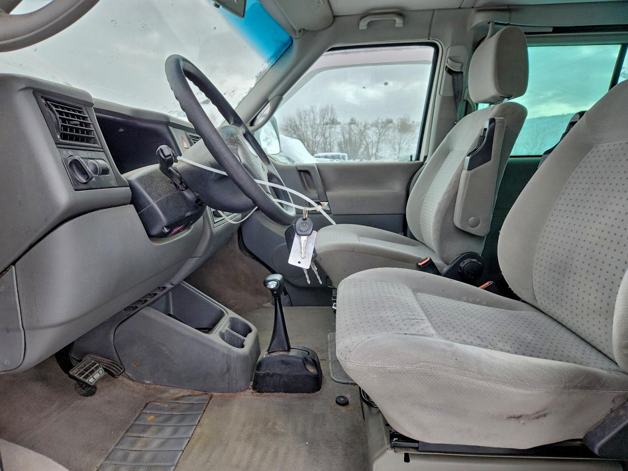 Volkswagen EuroVan Gls Image 5