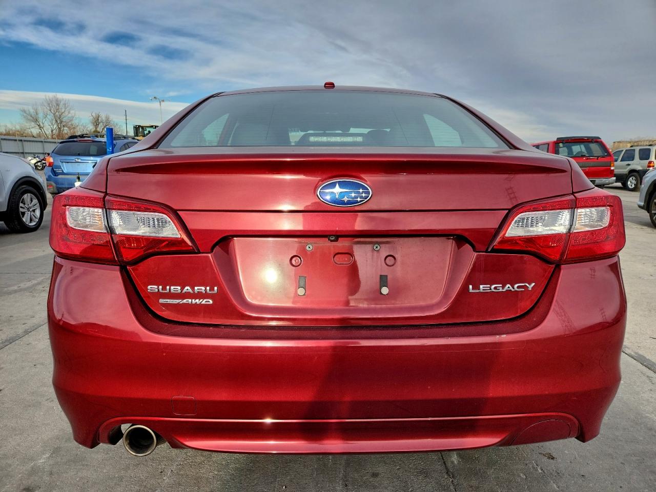 Subaru Legacy 2.5i Limited Image 4