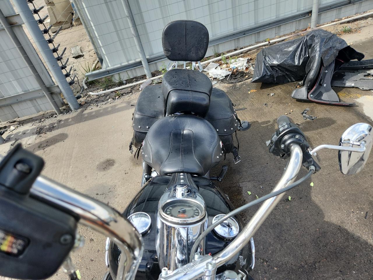 Harley-Davidson Fl Heritage Softail Classic Image 2