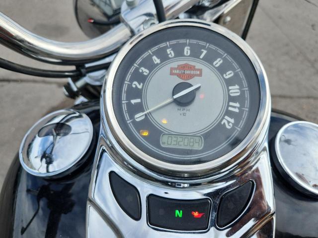 Harley-Davidson Fl Heritage Softail Classic Image 6