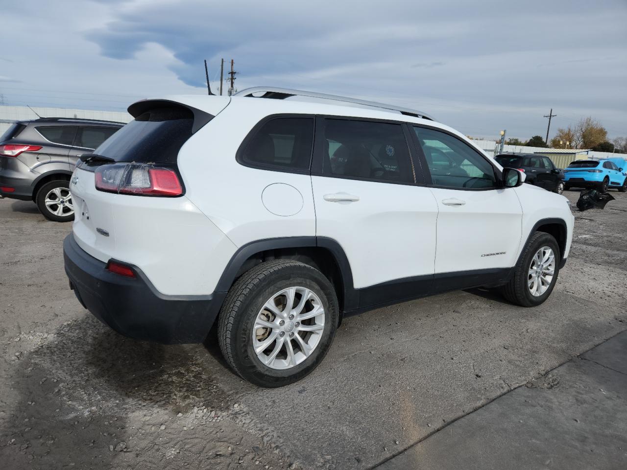 Jeep Grand Cherokee Latitude Image 2