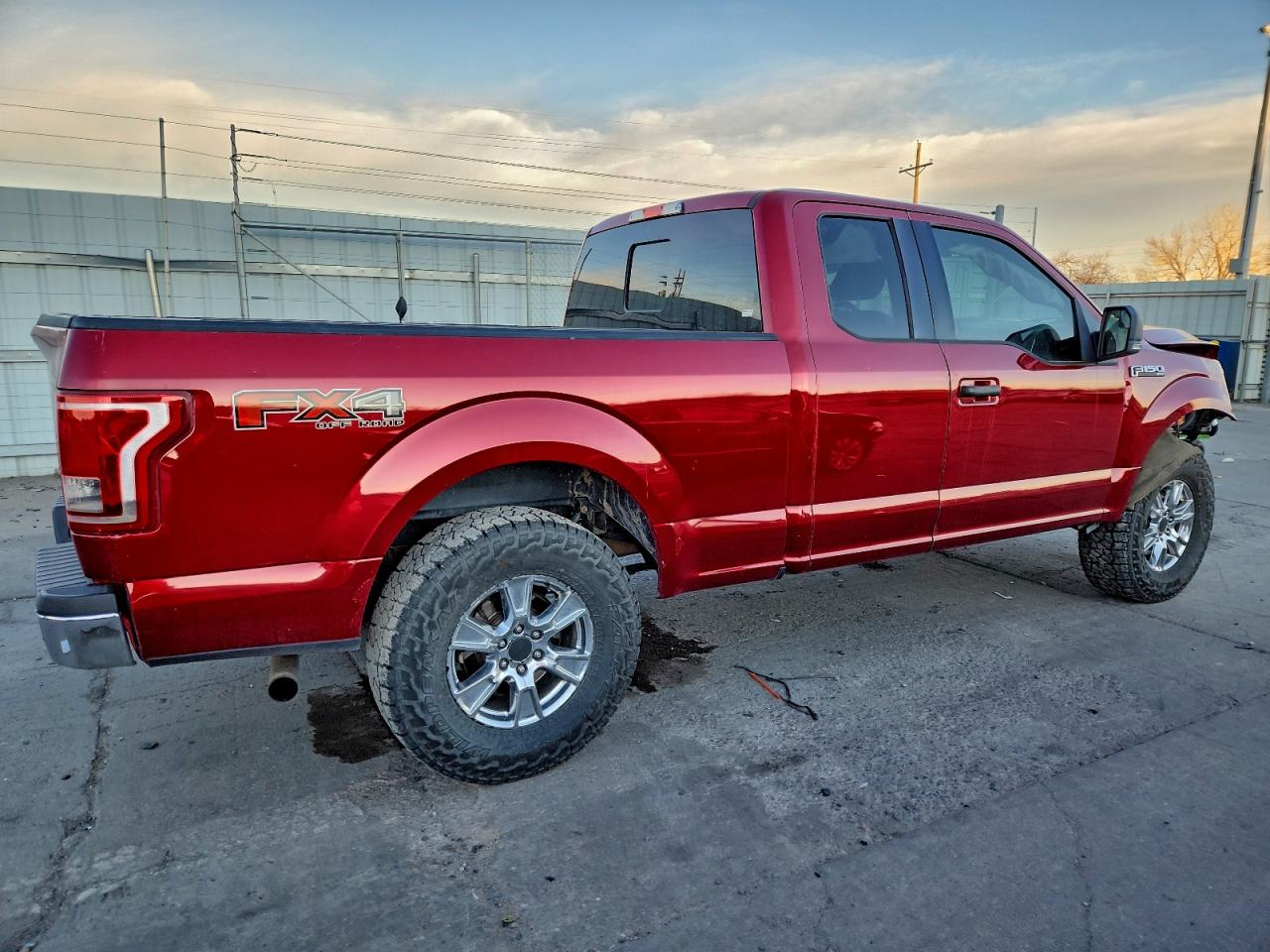 Ford F-150 Super Cab Image 3