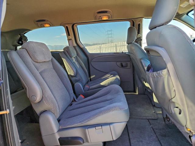 Chrysler Minivan Touring Image 12