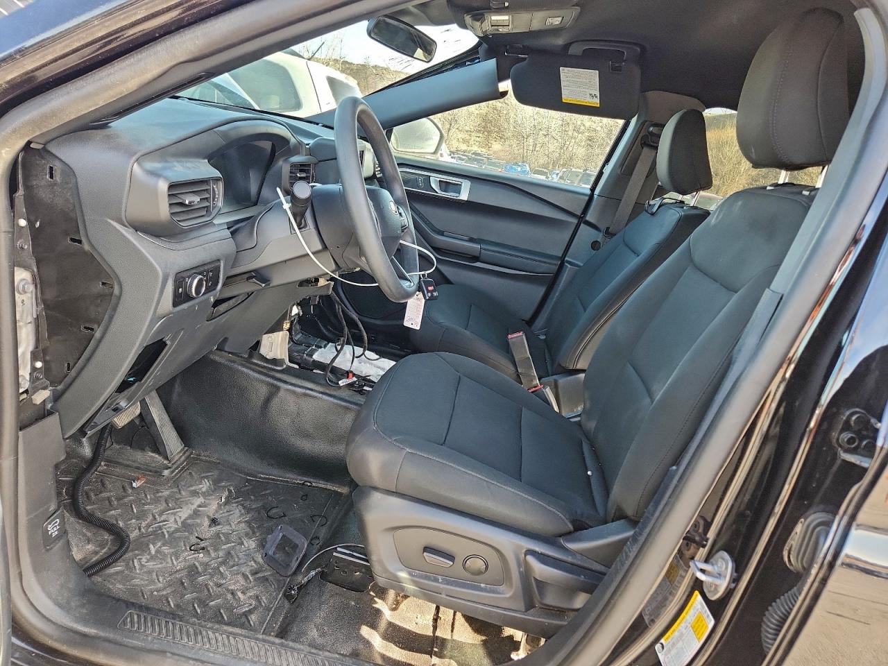 Ford Explorer Police Interceptor Image 3
